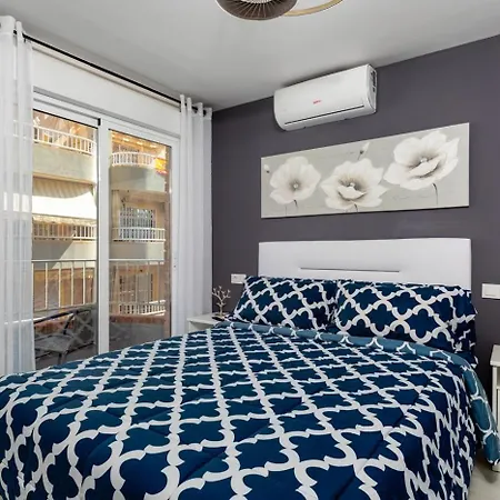 Apartment Baltico, 50m To Locos Torrevieja